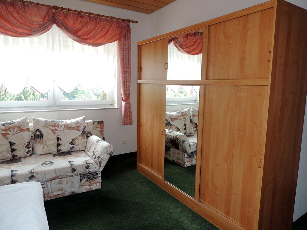 Gaestehaus Am Hirtenberg Breitenbrunn  Ngoại thất bức ảnh