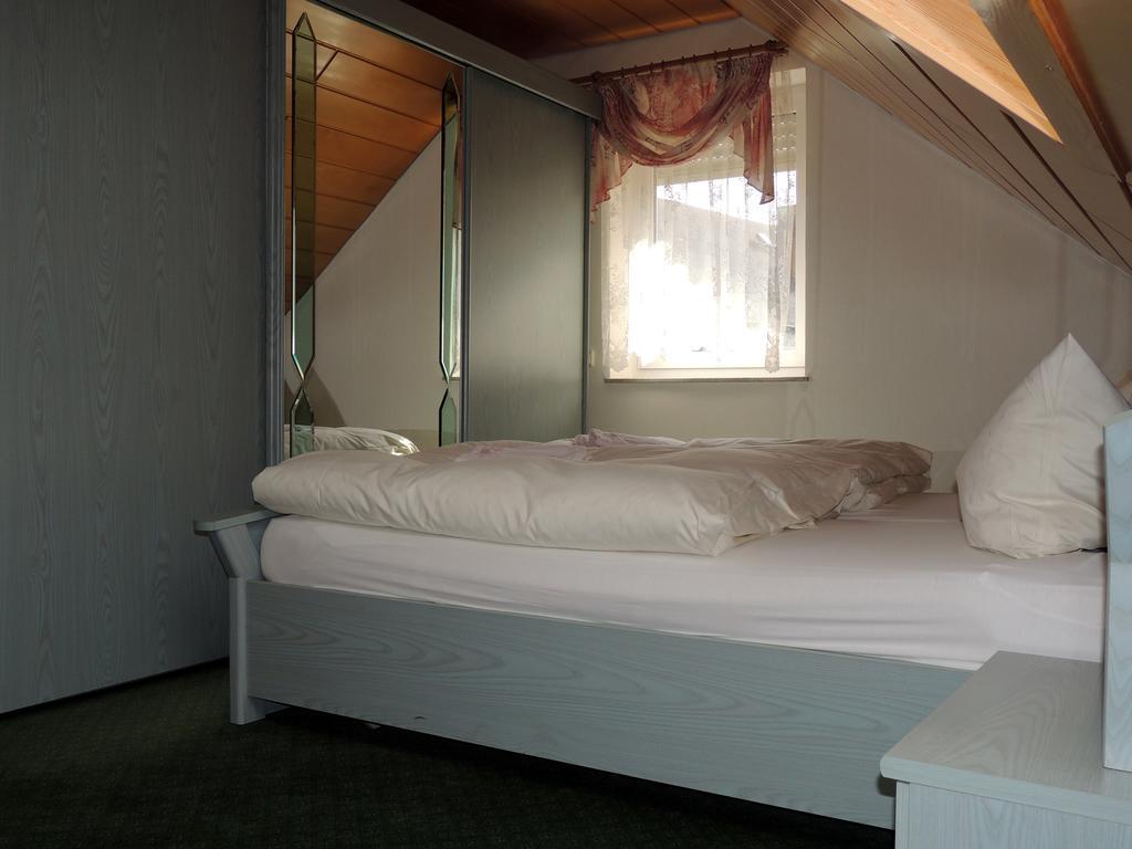 Gaestehaus Am Hirtenberg Breitenbrunn  Ngoại thất bức ảnh