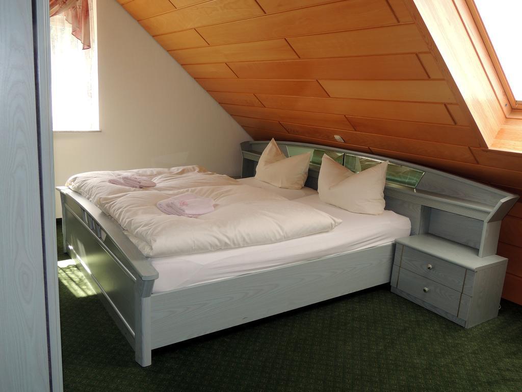 Gaestehaus Am Hirtenberg Breitenbrunn  Ngoại thất bức ảnh