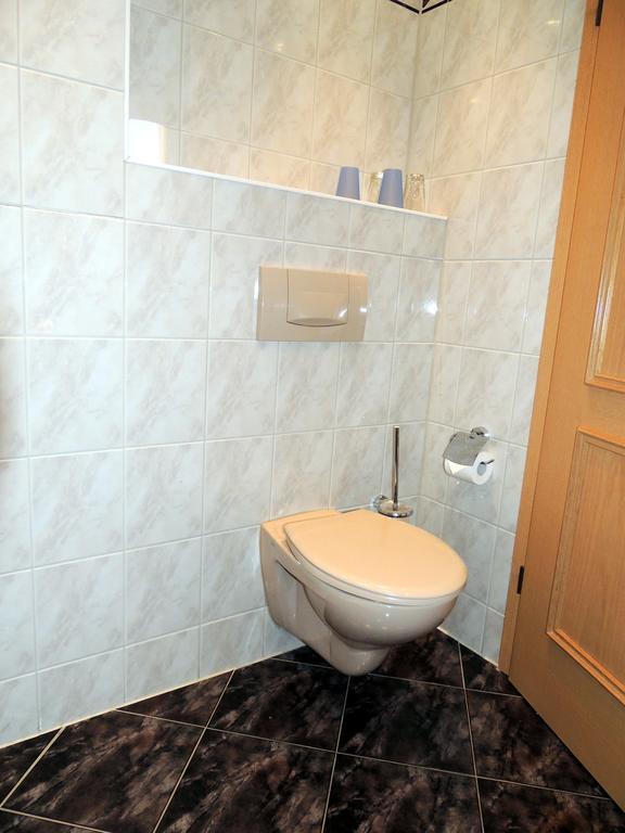 Gaestehaus Am Hirtenberg Breitenbrunn  Ngoại thất bức ảnh